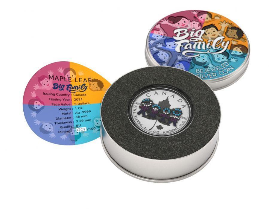Canada 2021 5$ Maple Leaf Big Family 1 Oz Colored Silver Coin with 3D Insert Black